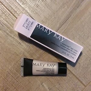 Mary Kay "Eyesicles" Eye color in Vanilla